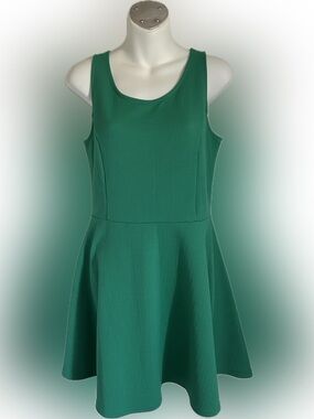 H&M Emerald Green Sleeveless Fit-and-Flare Mini Dress